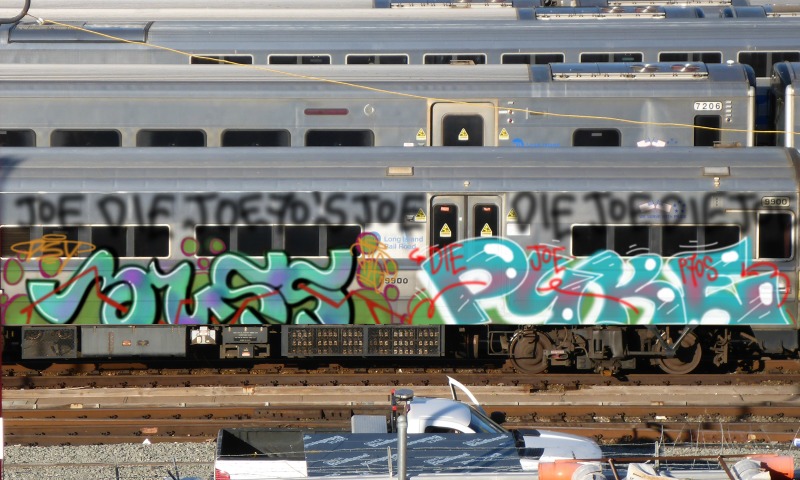 Bombing 1535104177504