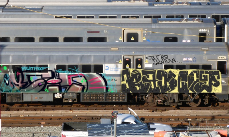 Bombing 1553293825257