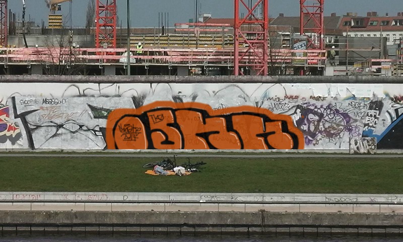 Bombing 1392157526568