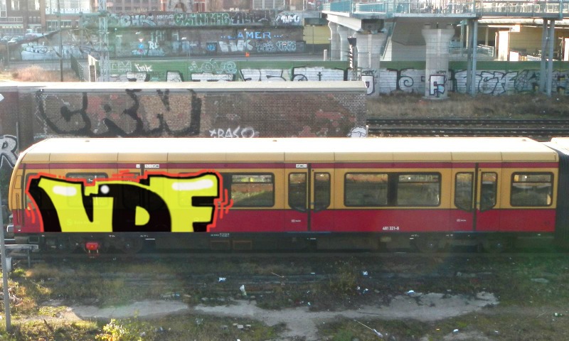 Bombing 1396275794823