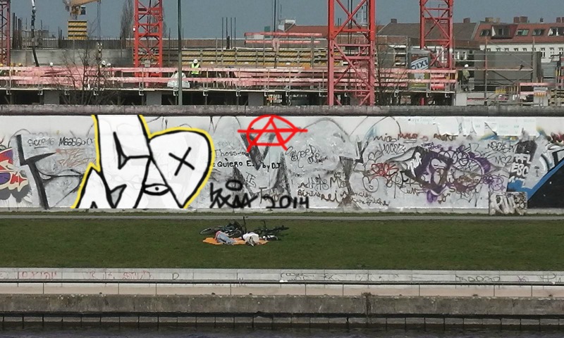 Bombing 1398939911359