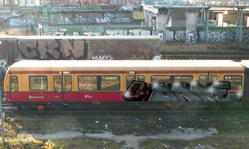 Bombing 1399341587255