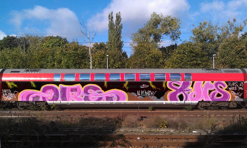 Bombing 1400510393313