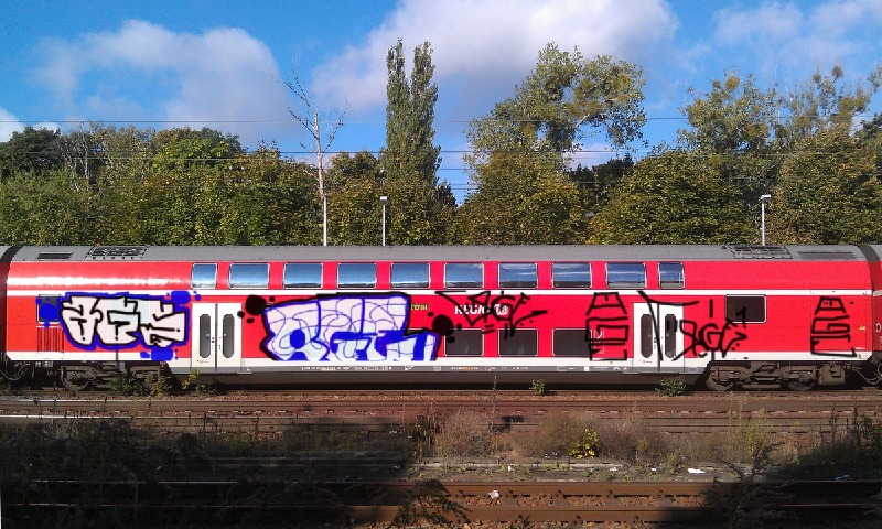 Bombing 1400614511936