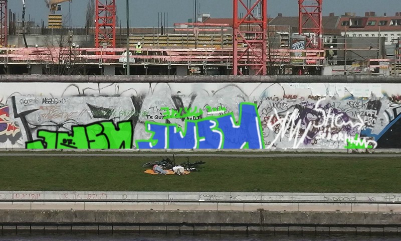 Bombing 1402576272923