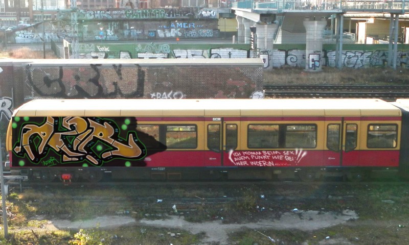 Bombing 1402669317972