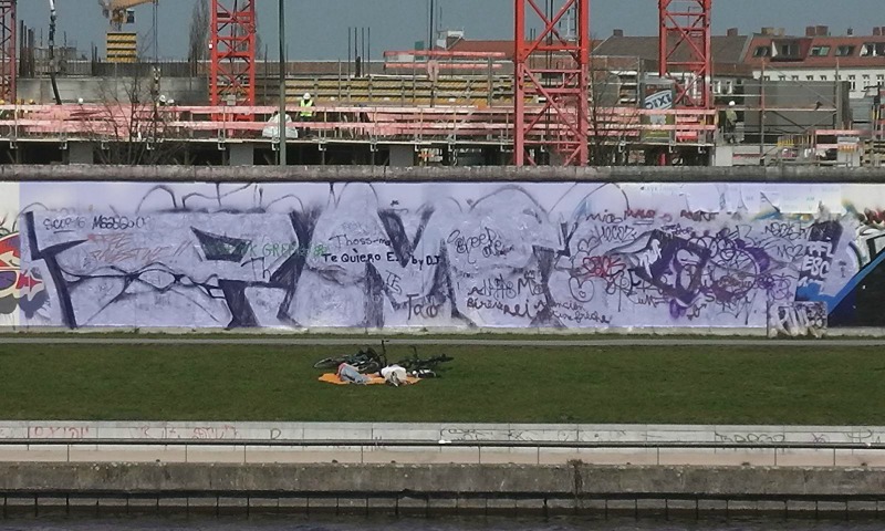 Bombing 1406996368011