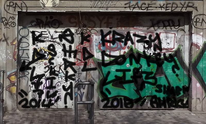 Bombing 1407006020373