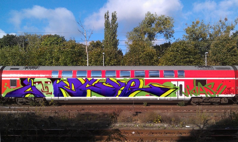 Bombing 1407038034181