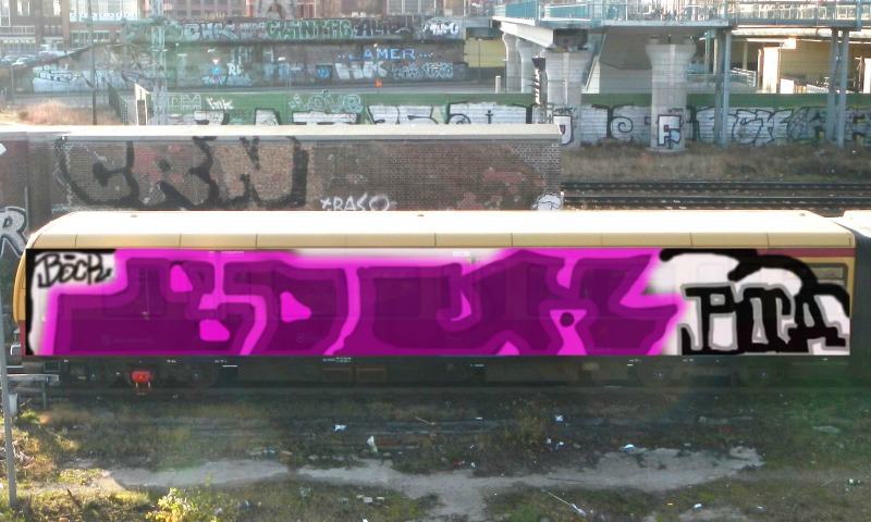 Bombing 1408251840703