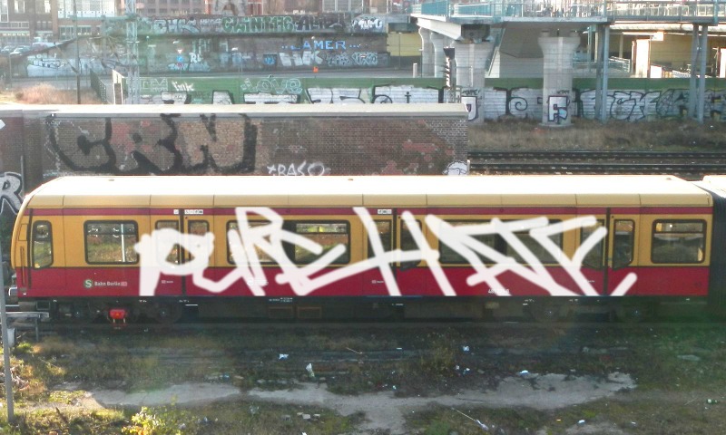 Bombing 1408490525057