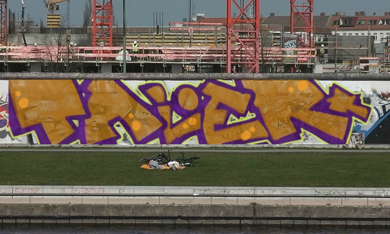 Bombing 1408920970484