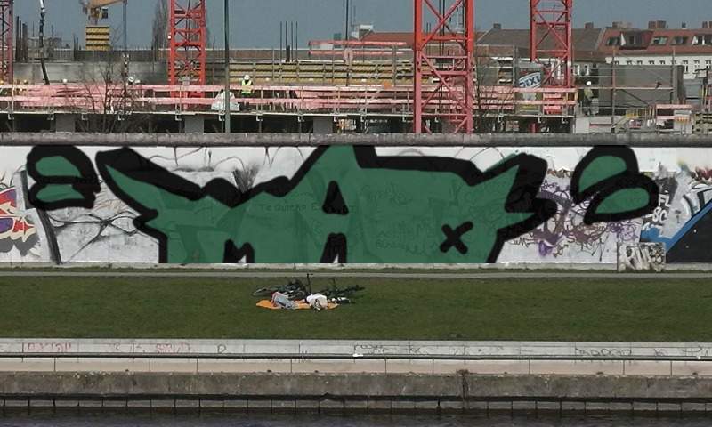 Bombing 1409238857576