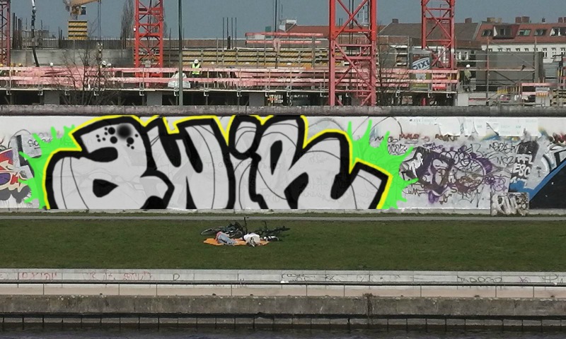 Bombing 1409601054168