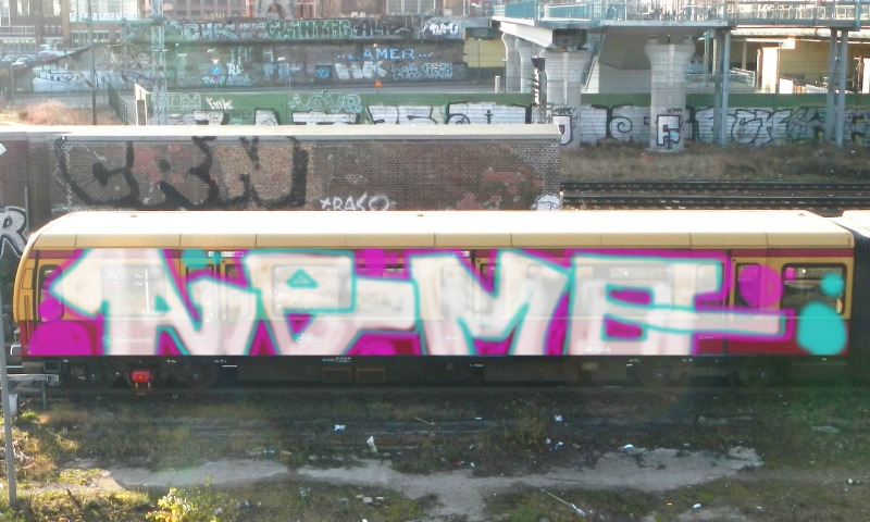 Bombing 1413564881518