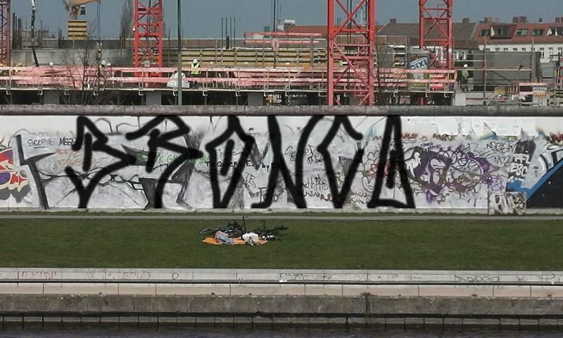 Bombing 1413650898283