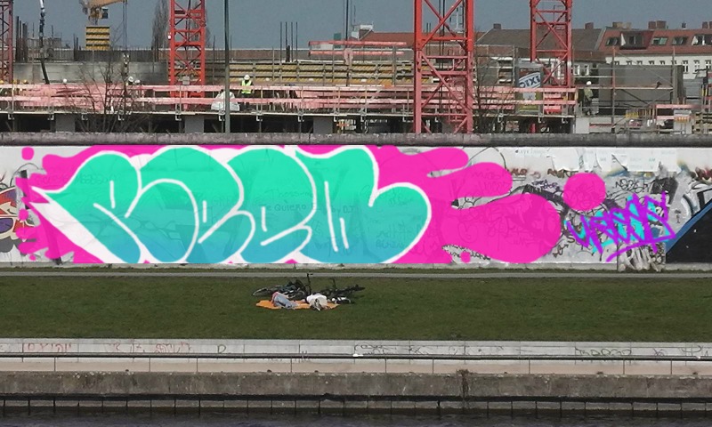 Bombing 1414553046718