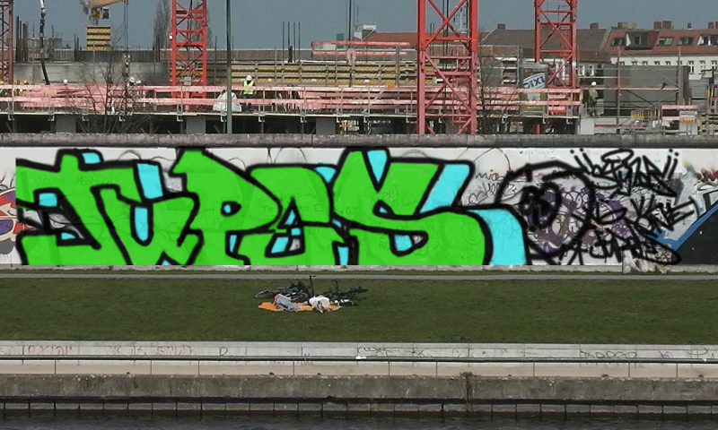 Bombing 1425114015861